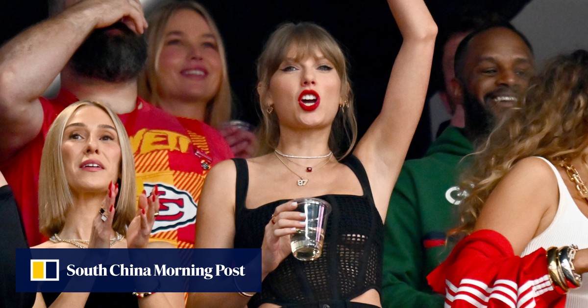 يُزعم أن تايلور سويفت تسببت في طرد كاني ويست من مقاعد Super Bowl